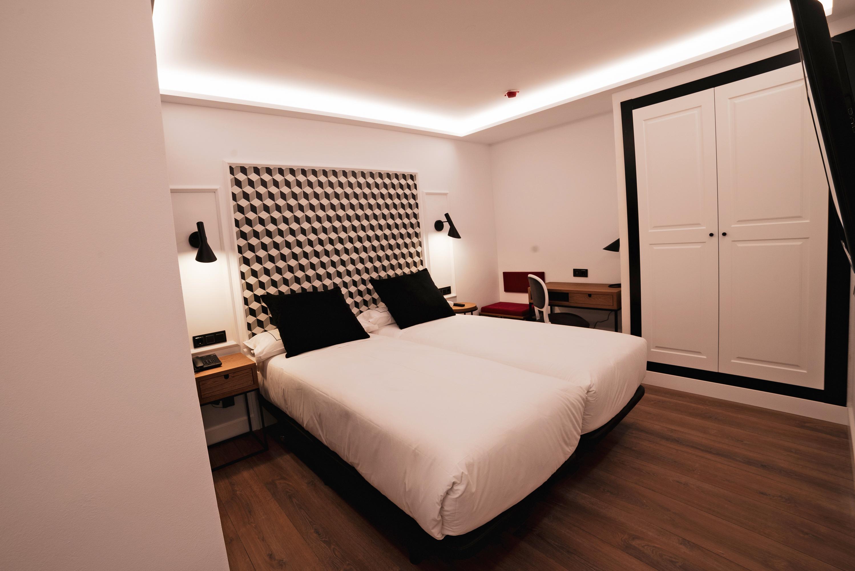 Hotel Colon Plaza Valladolid Exteriör bild