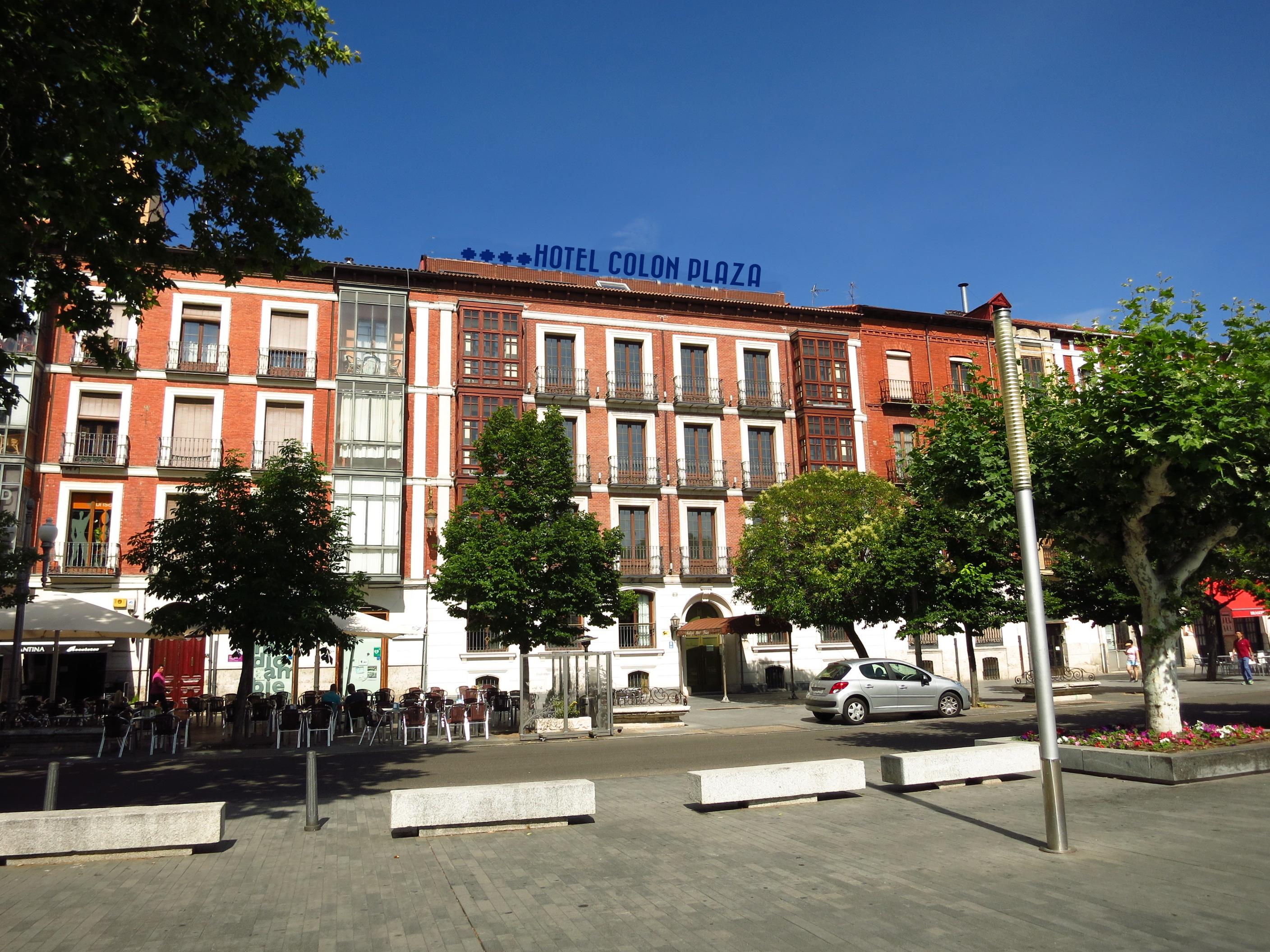 Hotel Colon Plaza Valladolid Exteriör bild
